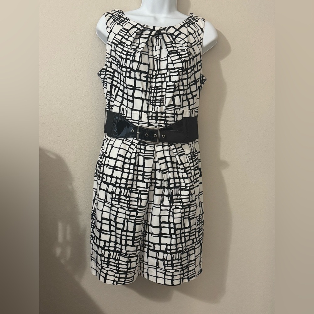 I.N. San Francisco Black and White Midi Dress